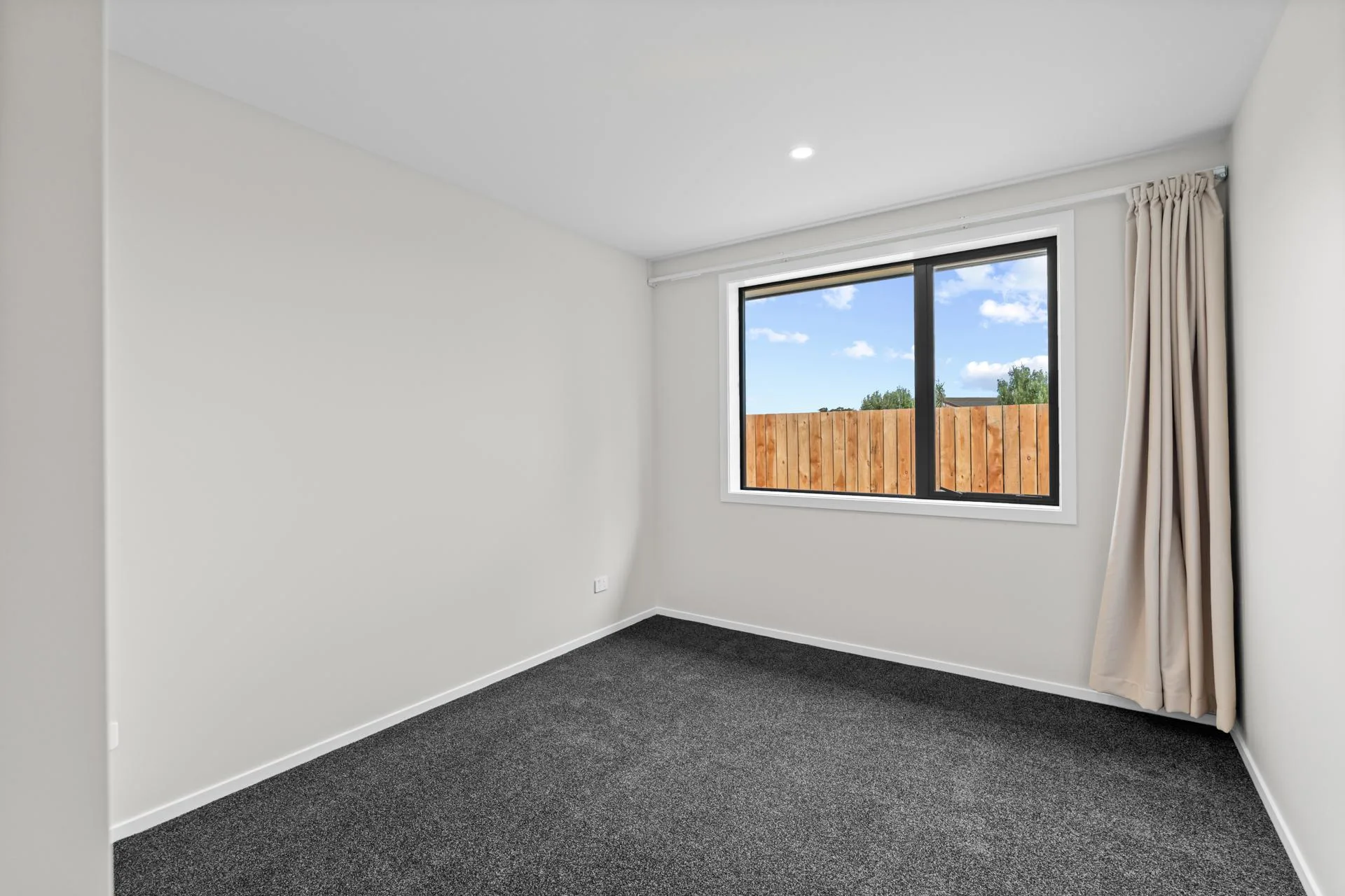 Cedar Gable gallery image 14