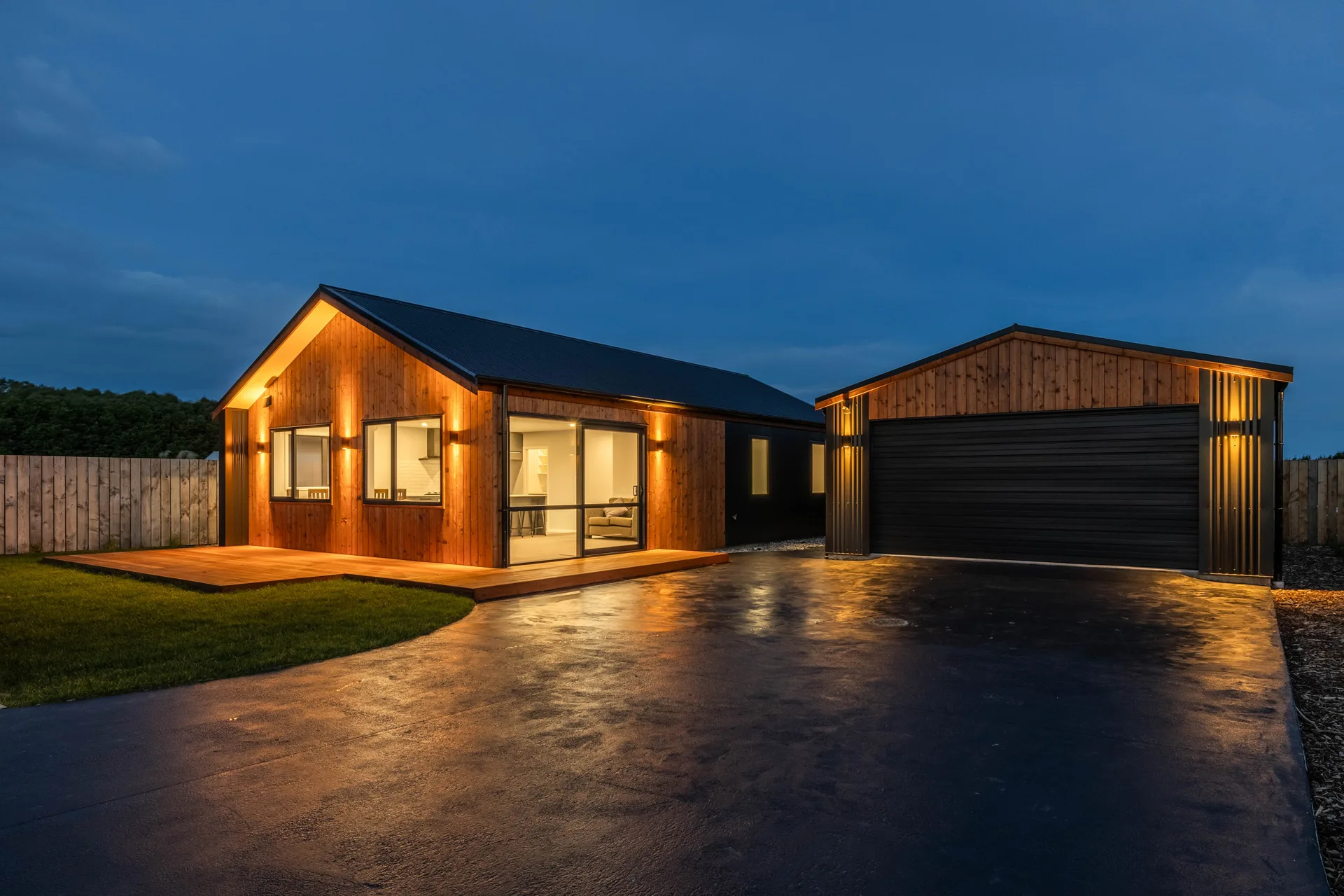Golden Hour Retreat gallery image 2
